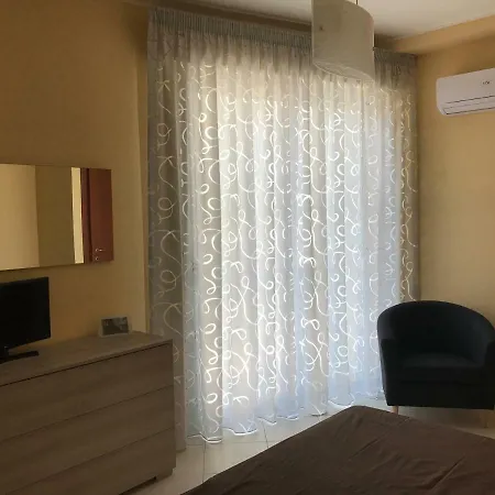 Casa Airone * Сант-Алессио-Сикуло